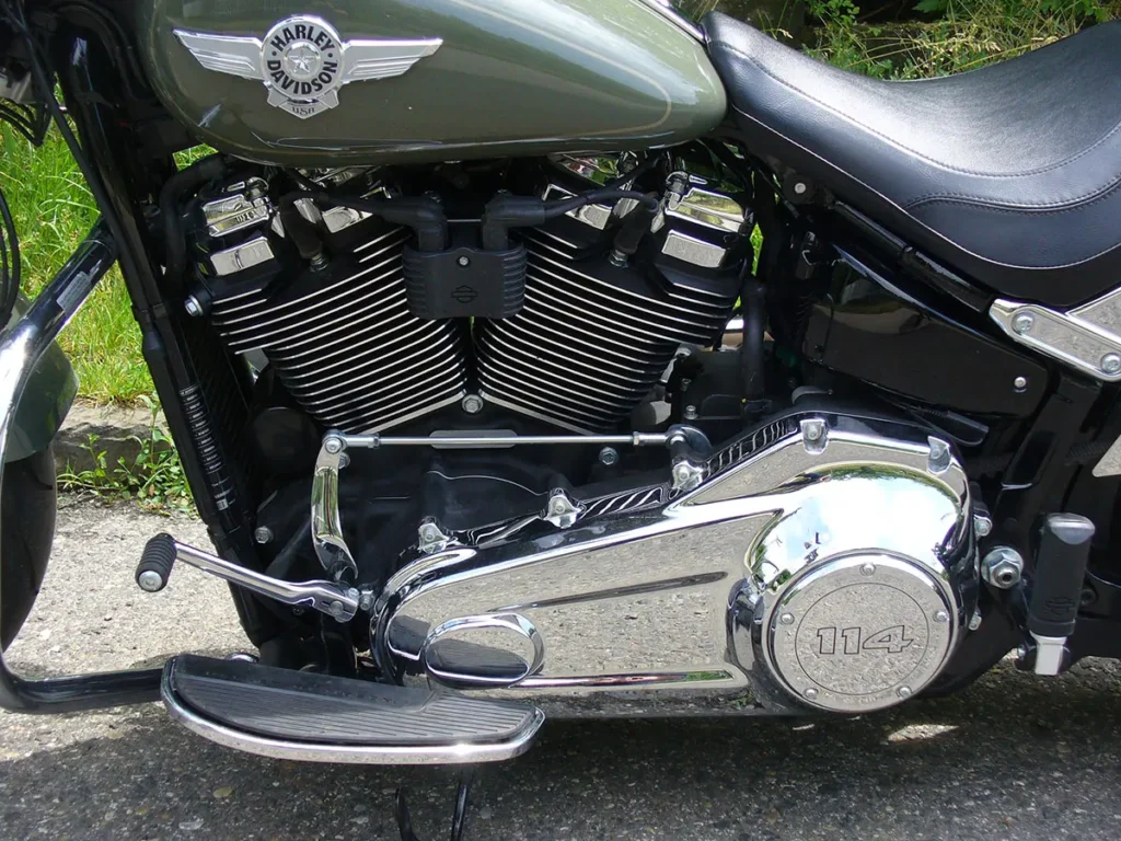 Tesztnapló: Harley-Davidson Fat Boy 114 Tömegrendezvény