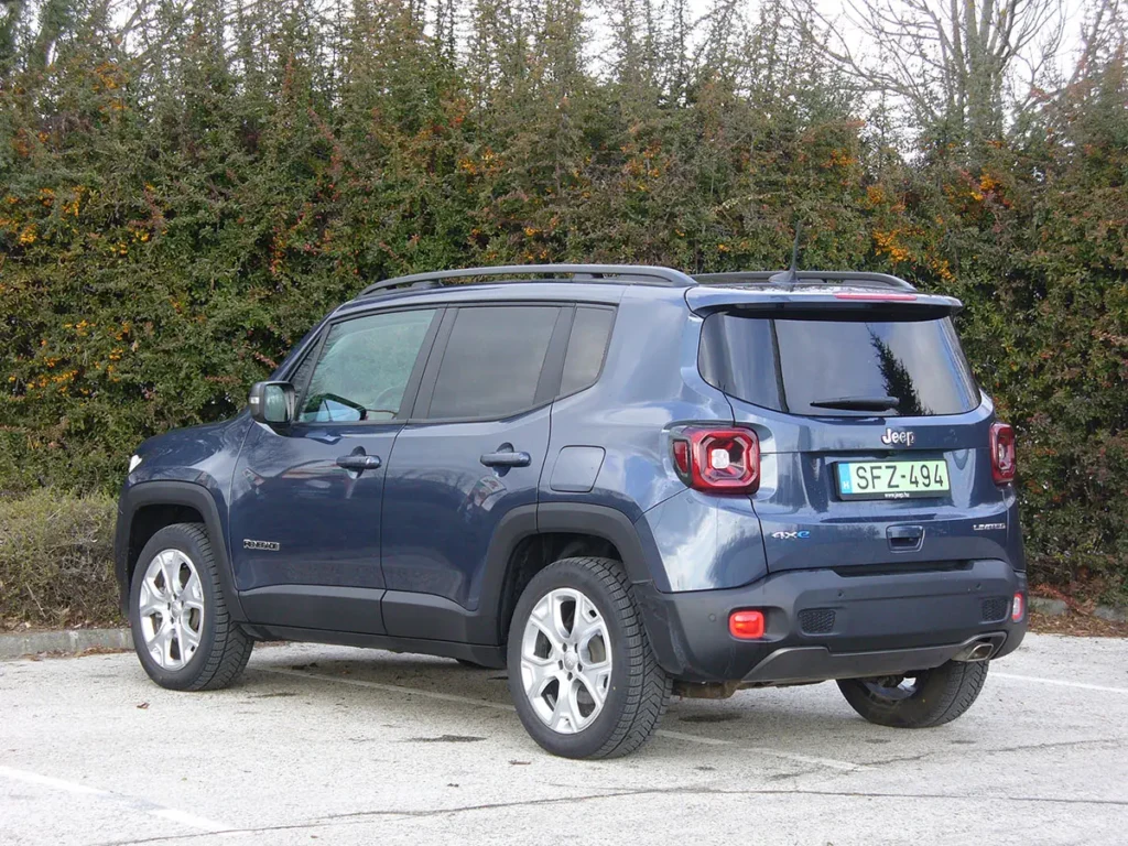 Tesztnapló: Jeep Renegade 4Xe Limited - Túlképzett