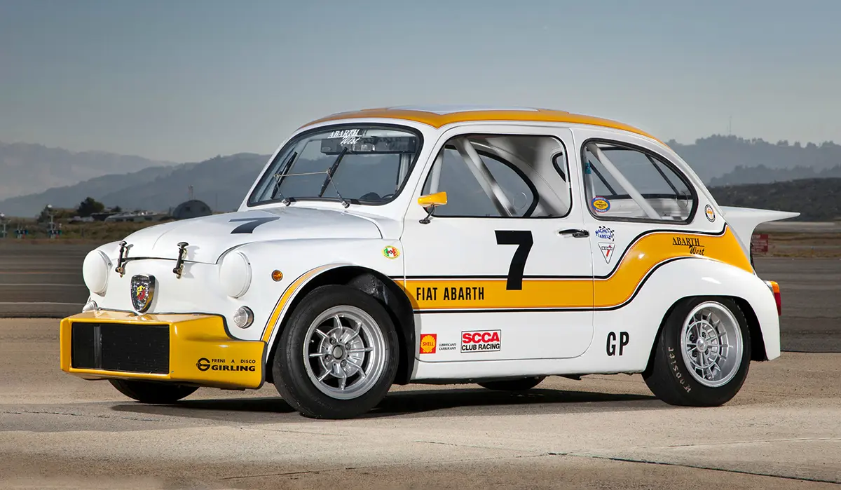 Abarth 1000TC (1967) – a Fiat 600D alapokon készülő versenygép olyan erőt képviselt, hogy az amerikai Sport Car Club (SCCA) versenyiről idő után kitiltották. A TC a Turismo Competizione rövidítése, a 850-est az 1000-es motorral szerelt követte, a típus jellegzetessége a hatalmas első olajhűtő és a nyitott motorház