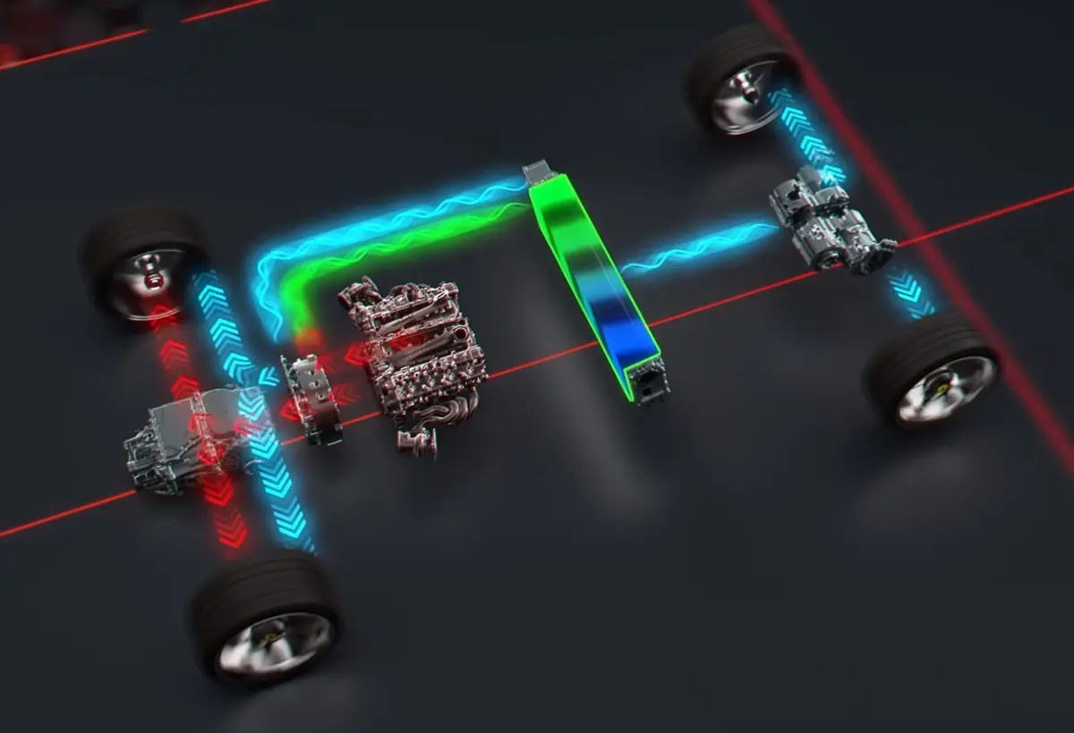 A Ferrari hajtásláncának felépítése: látszik a két első villanymotor és a hátsó is a váltó, és a V8-as között. A lítiumionos akku mindössze 7,9 kWh-s