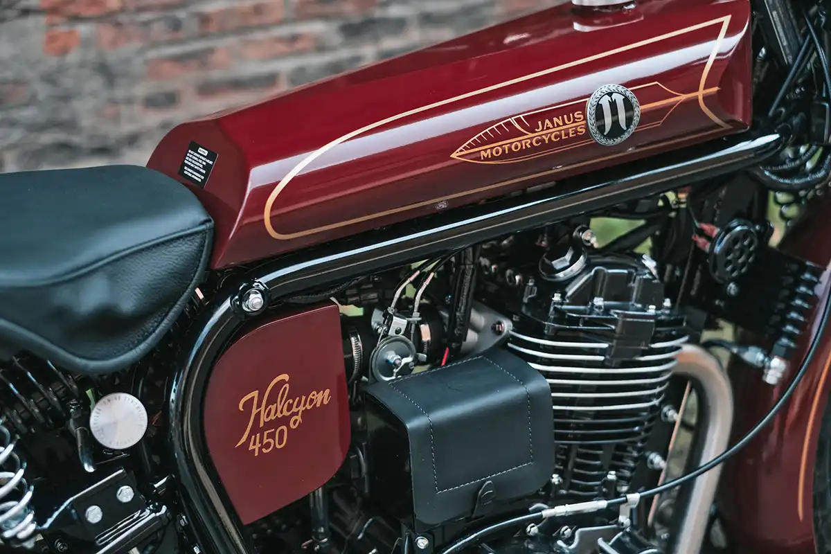 Janus Halcyon 450