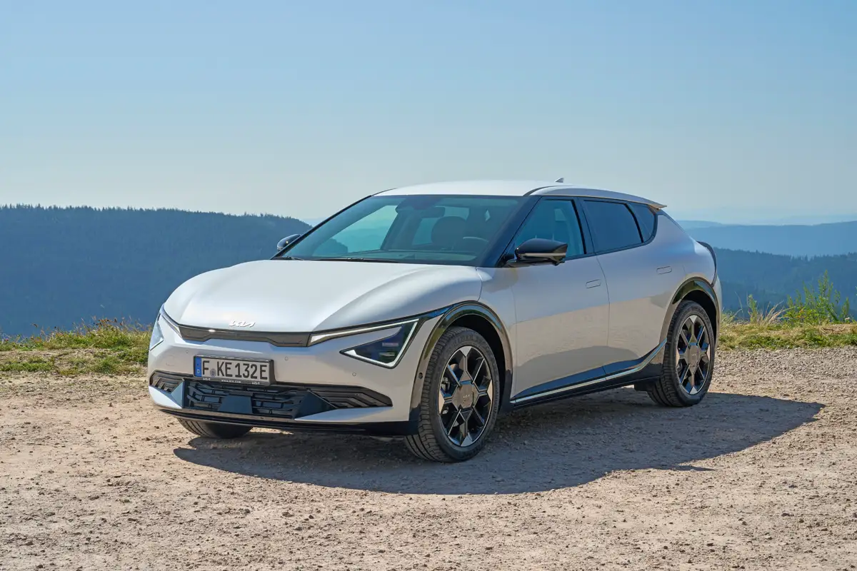Az EV6 volt a Kia első modellje a márka E-GMP jelű elektromos padlólemezén