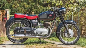 Pannonia T1 (1963) – a motorját részben felújítottuk, tökéletesen mûködik, mindennapi használatra is alkalmas