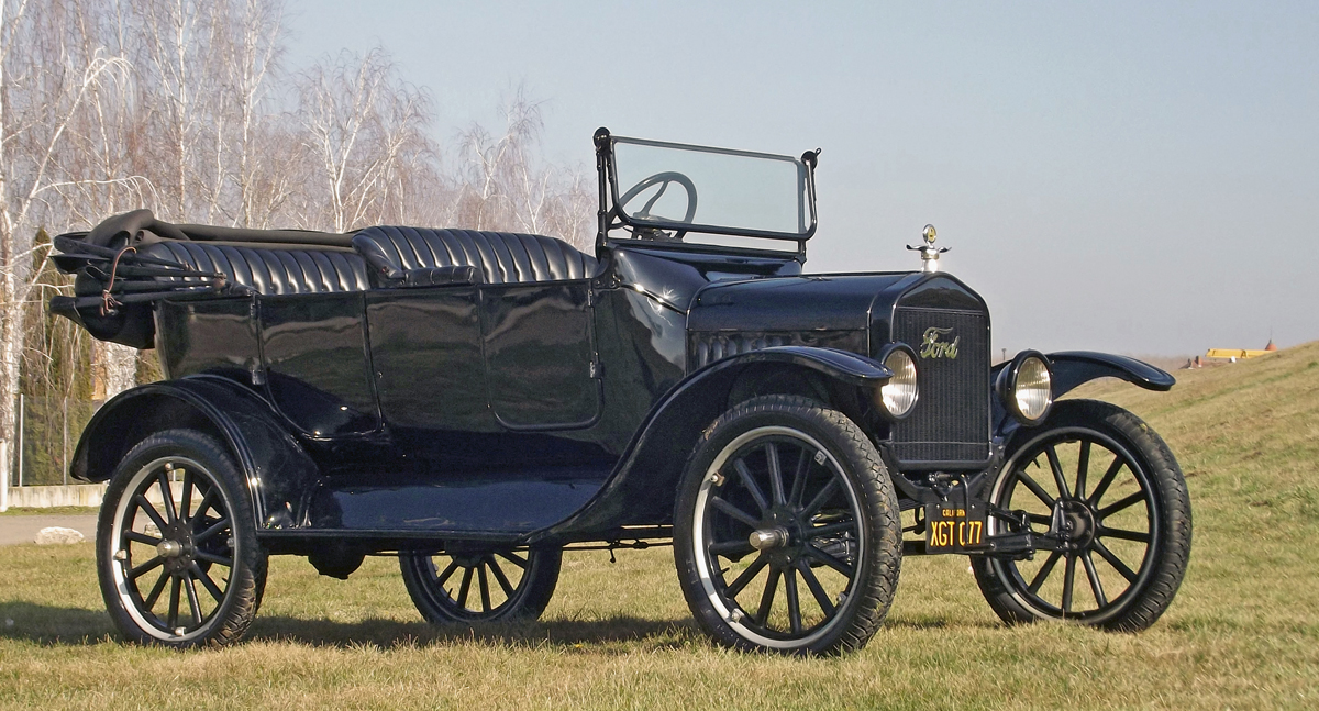 Még 1921-ben is 40 934 indítómotor nélküli példányt gyártottak, a többi 438 195 darab önindítós volt