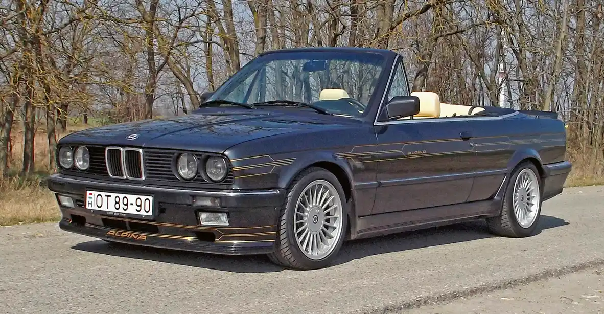 A 325i kabriót 1986. márciusától 1993. januárig gyártották, összesen 85 246 darab készült