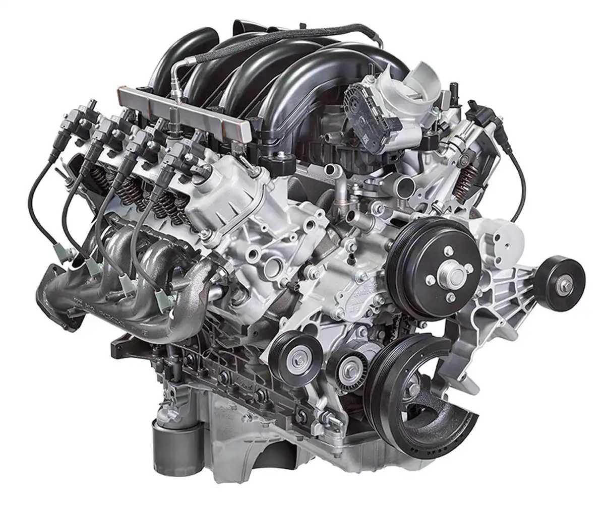 A Ford hatalmas, 7,3 l-es OHV-vezérlésű V8-asa is forgalomba helyezhető lesz Európában 2035 után. Ha e-benzinnel itatják teljesen tiszta, igaz akkor sem takarékos