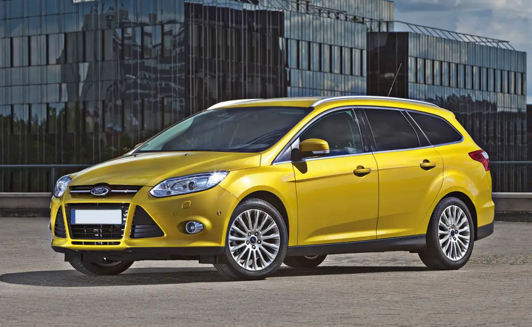 A Ford Focus harmadik generációja kombi-sláger, családi- és munkaautóként is sikeres, sok fut belőle itthon